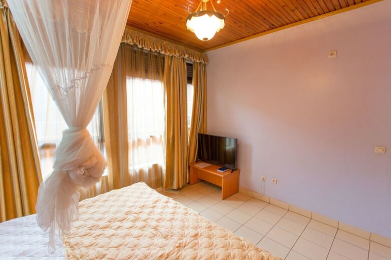 Champion Hotel