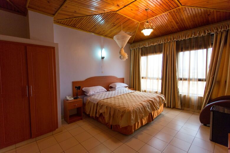 Champion Hotel