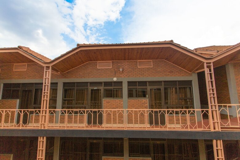 Champion Hotel