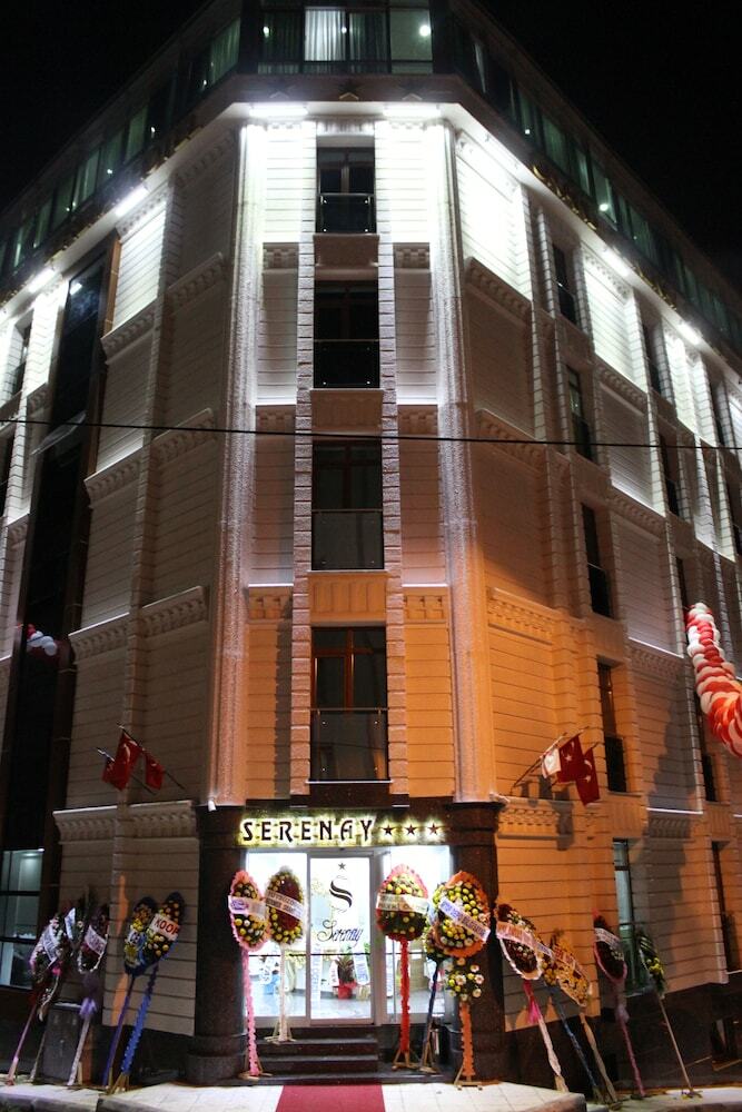Posada Grand Serenay Hotel