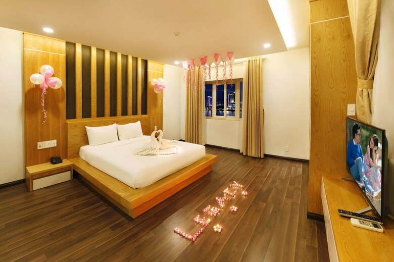 Legacy Hotel