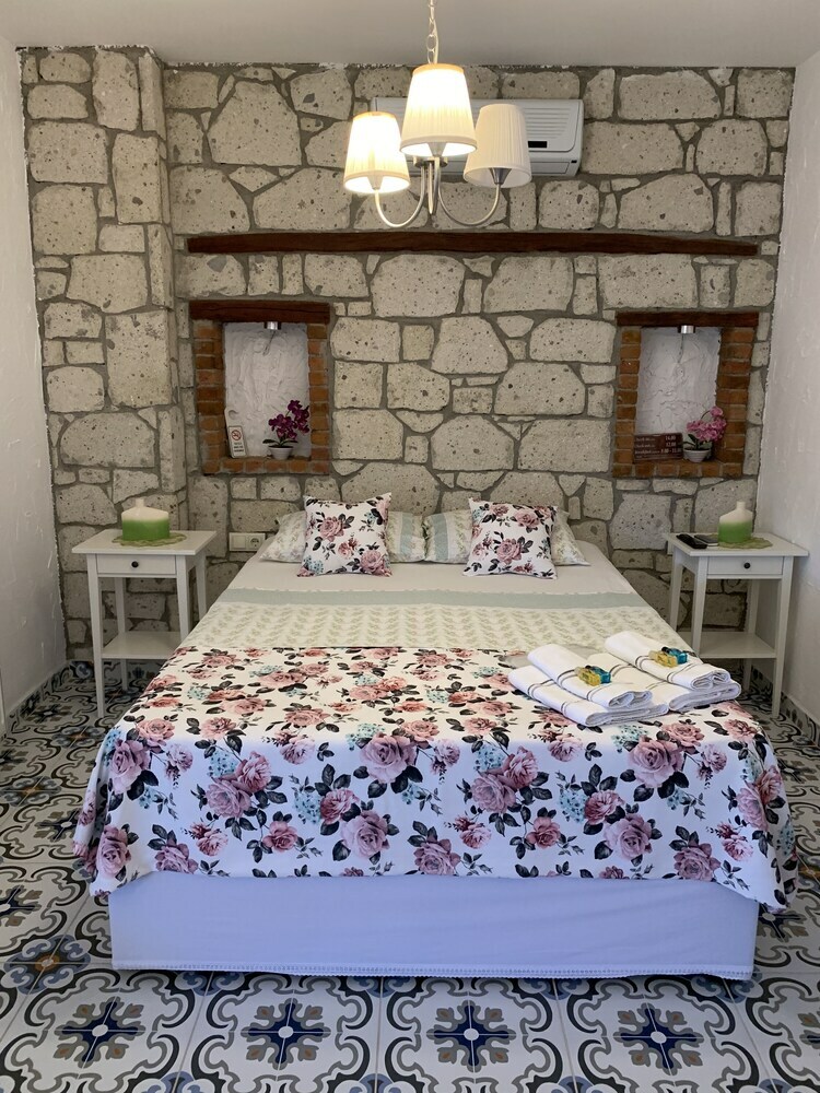 Windmill Alacati Boutique Hotel