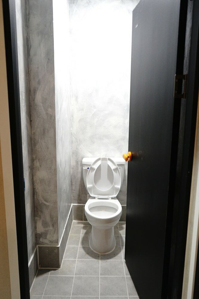 Hostal Onna Guesthouse - Hostel