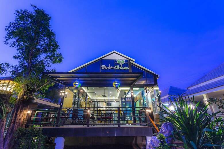 Hotel Palmchwa Resort