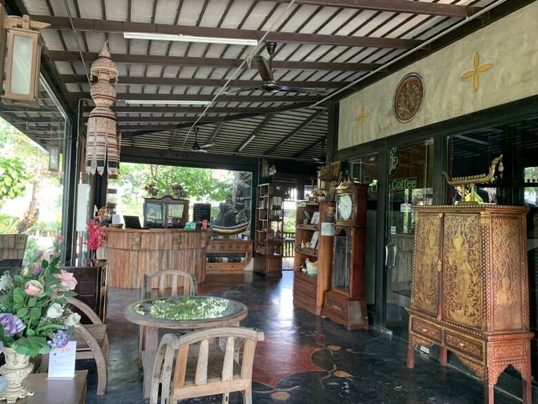 Hotel Bantunglom Resort