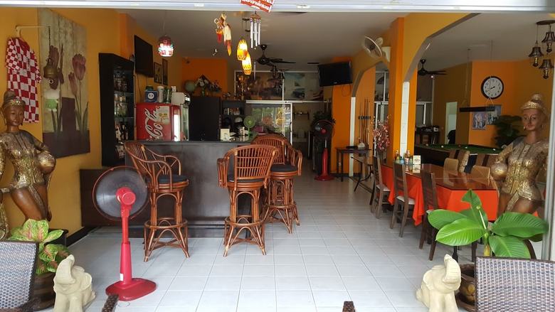 Hotel Pitstop Restaurant And Guesthouse