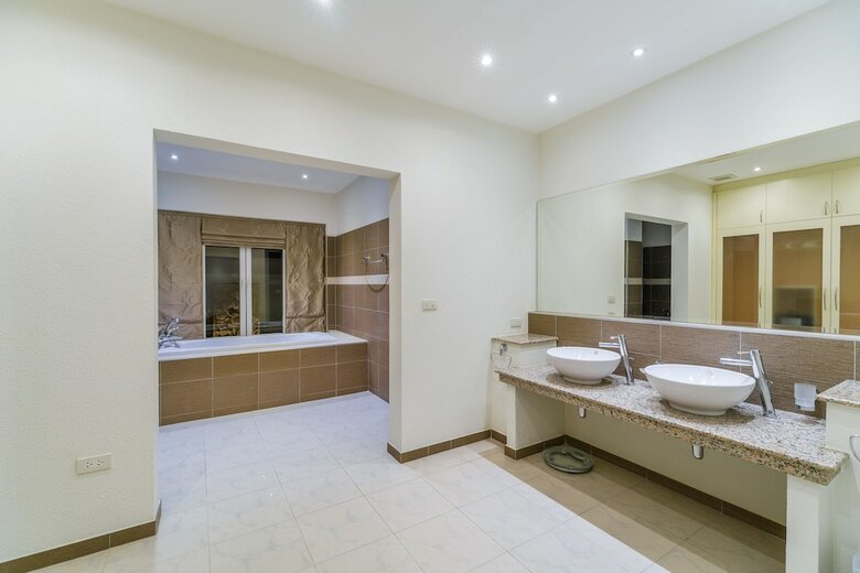Luxury Pool Villa 52