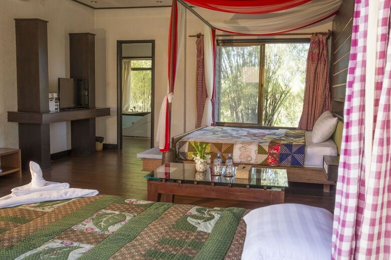 Hotel Romduol Island Chalet