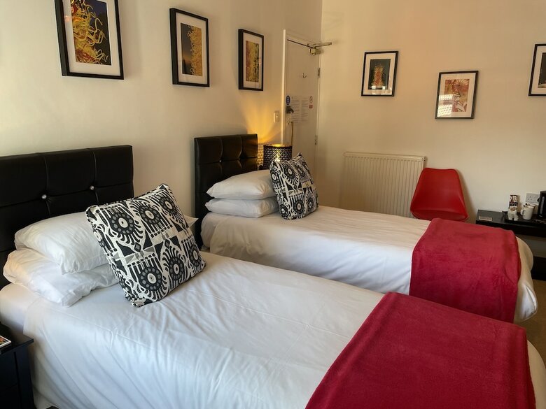Bed & Breakfast Holway House