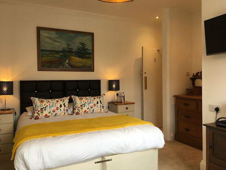 Bed & Breakfast Holway House