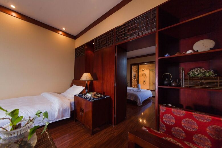 Dali Yinfeng Hotel