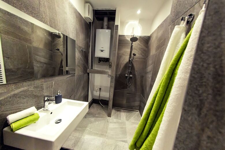 Freedom Rooms And Apartments