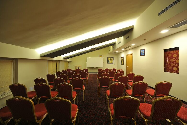 Emin Kocak Hotel