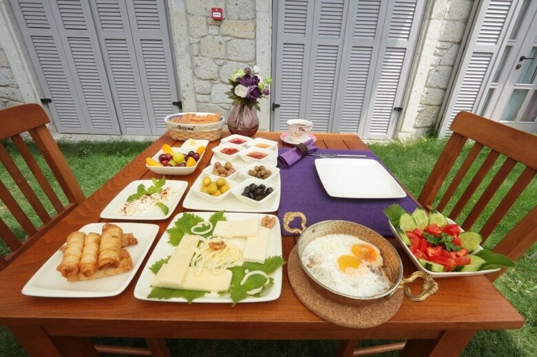Hotel Alacati Cona Butik Otel
