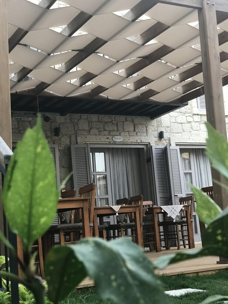 Hotel Alacati Cona Butik Otel