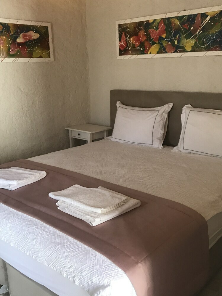 Hotel Alacati Cona Butik Otel