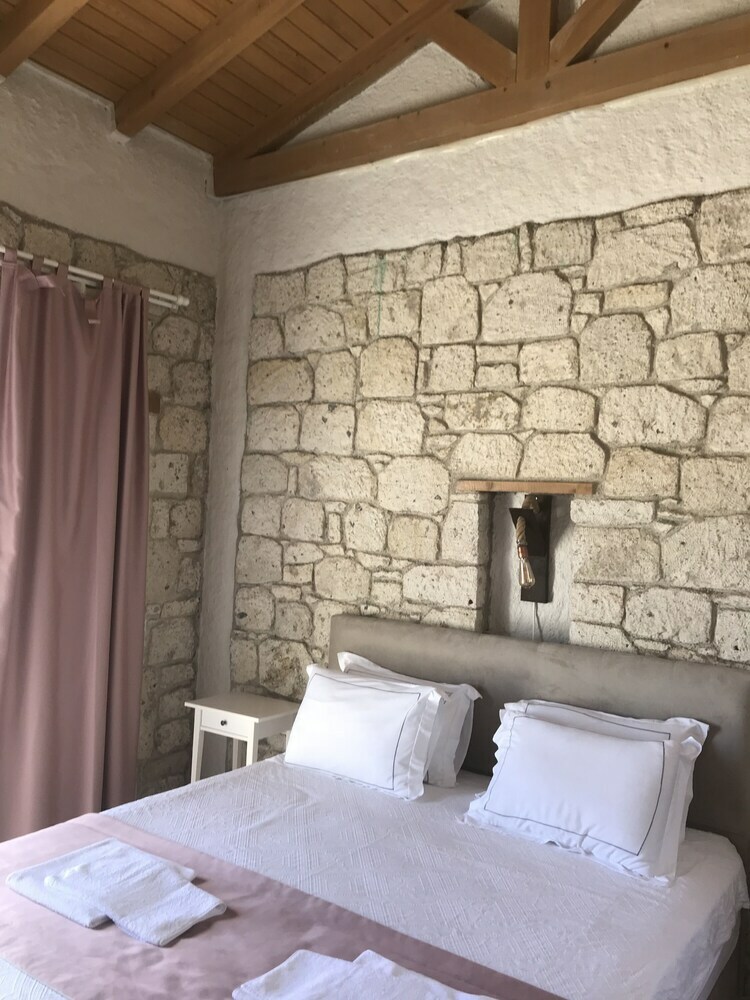 Hotel Alacati Cona Butik Otel