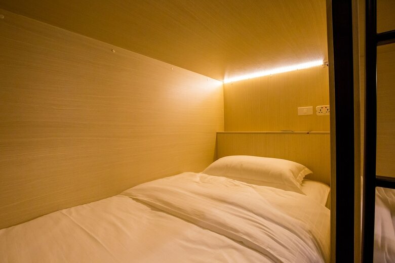 Hostal Bed To Bangkok