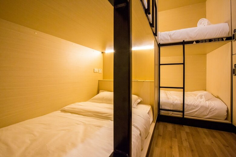Hostal Bed To Bangkok