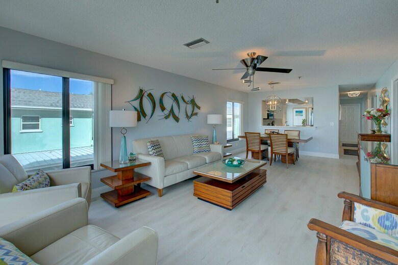 Beach Sands A 102 By Anna Maria