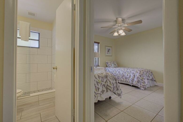 Anna Maria Island Beach Castaway 1