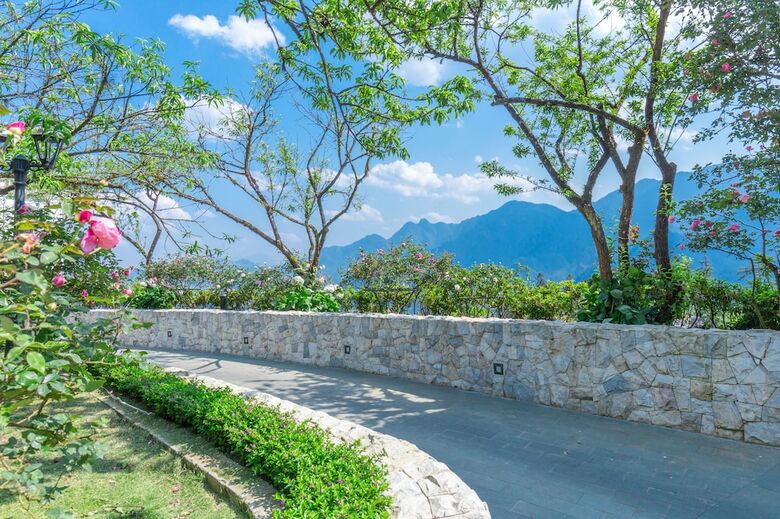 Hotel Silk Path Grand Resort & Spa Sapa