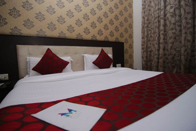 Hotel Mint Milestone Suites