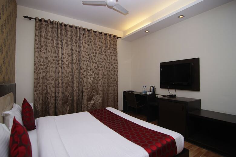 Hotel Mint Milestone Suites