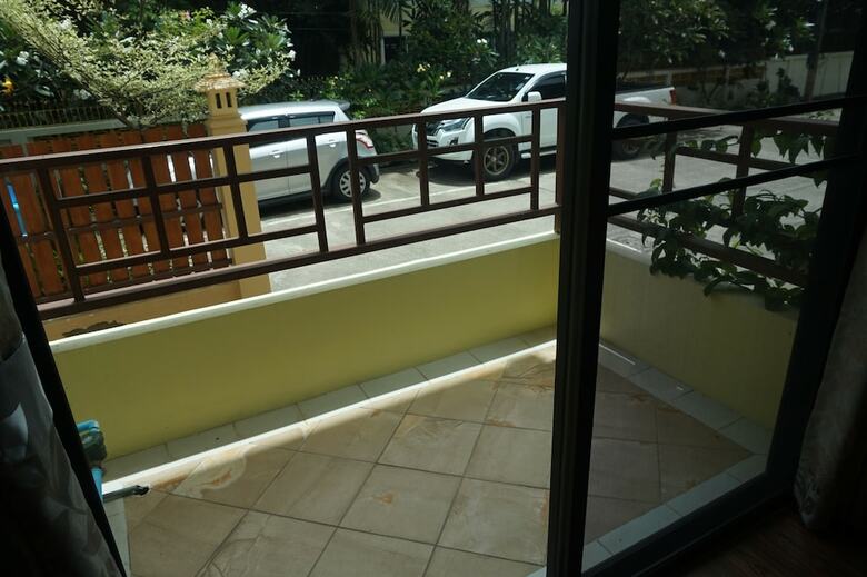Hotel Buakaew Resident