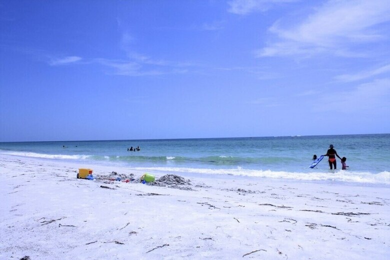 Beach Breeze Unit 2 By Anna Maria
