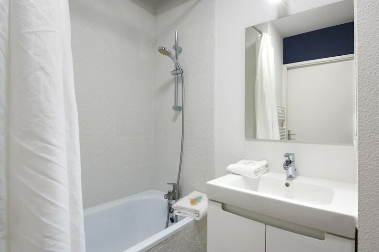 Residencia T�n�o Apparthotel Talence