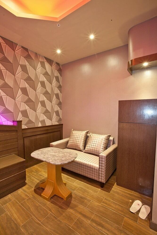 Wei Feng Exquisite Hotel Nanzi Branch