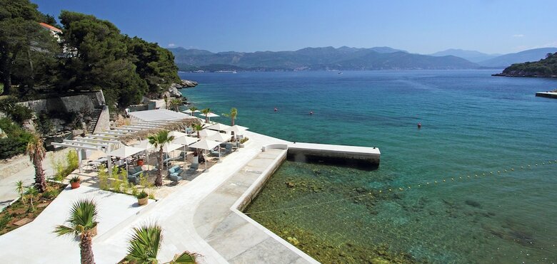 Aparthotel Kalamota Beach House