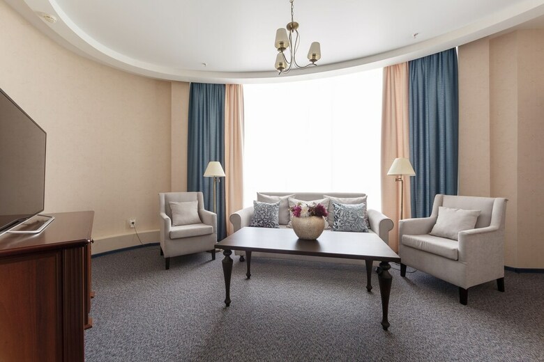 Minin Hotel