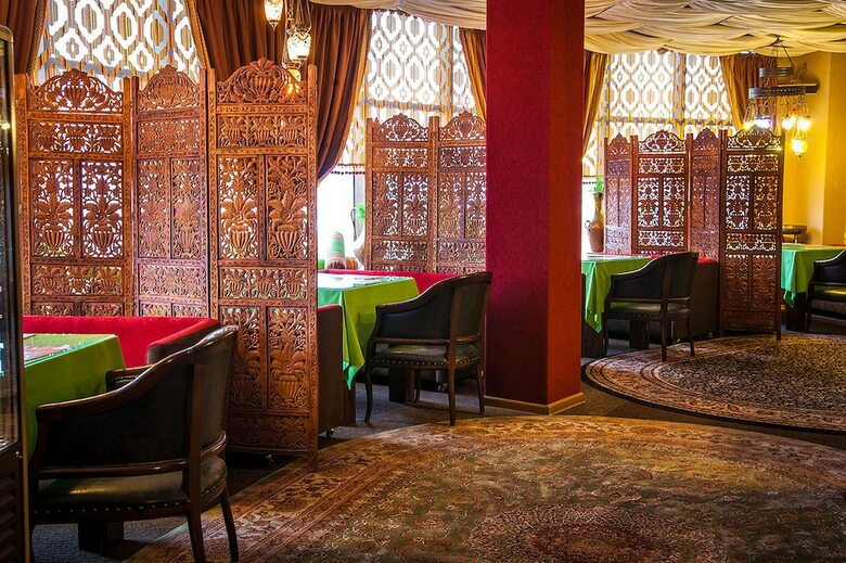 Hotel Lybid Plaza