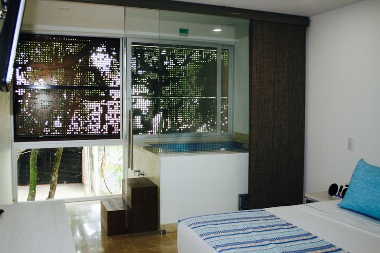 Hotel Madeiro