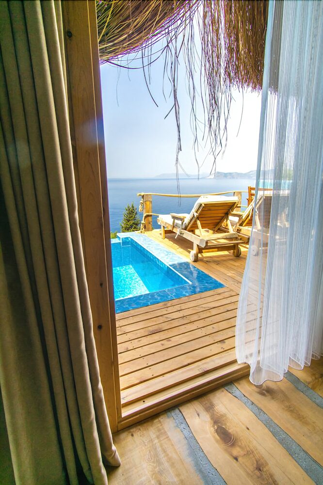 Seaview Faralya Butik Hotel