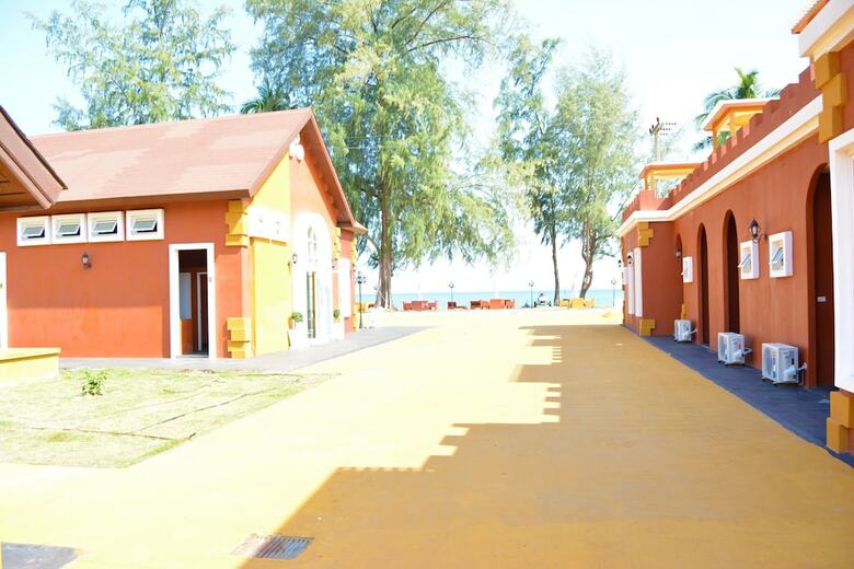 World Cat Hotel & Resort