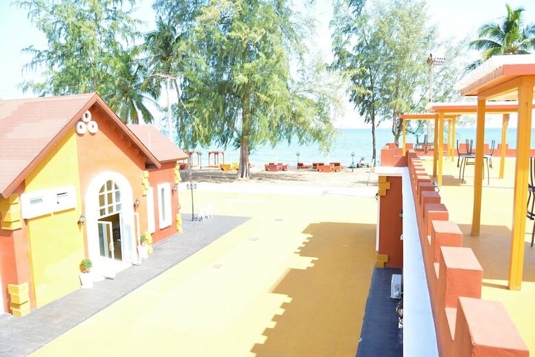 World Cat Hotel & Resort