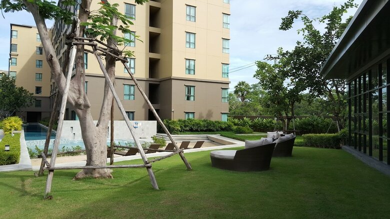 Rain Cha-am Pool View