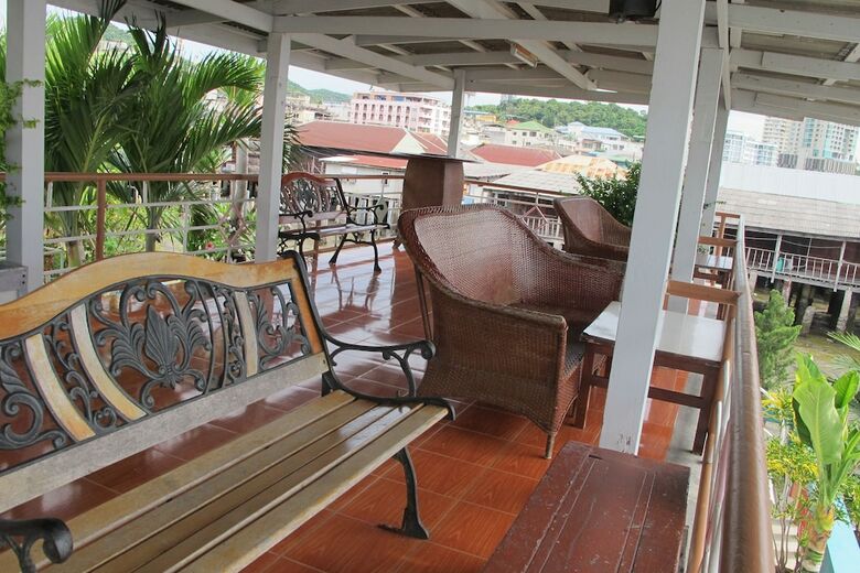 Hotel Samchai Resort