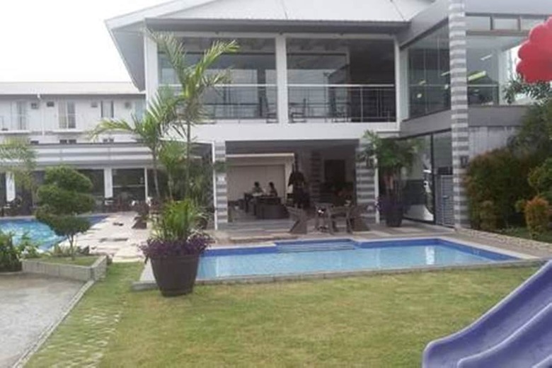 Apartamentos Pacific Coast Residences