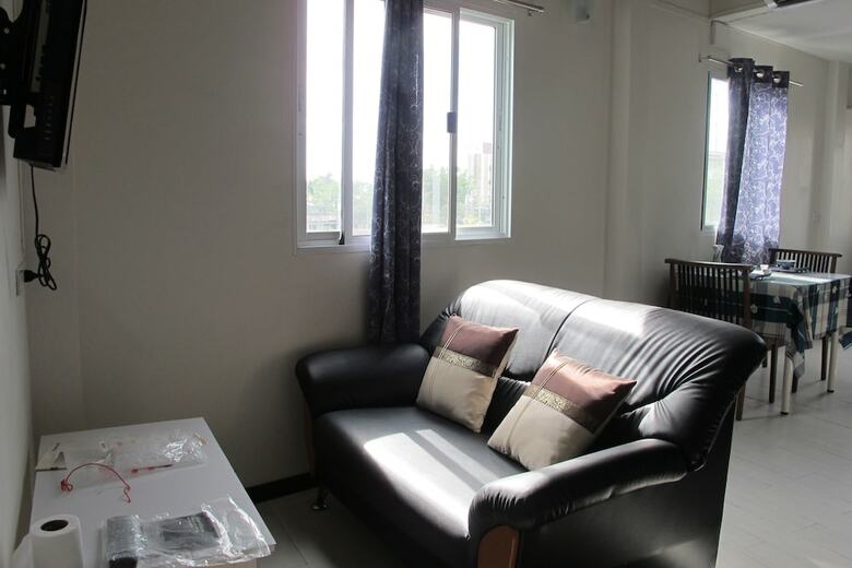 Apartamentos Baan Mj