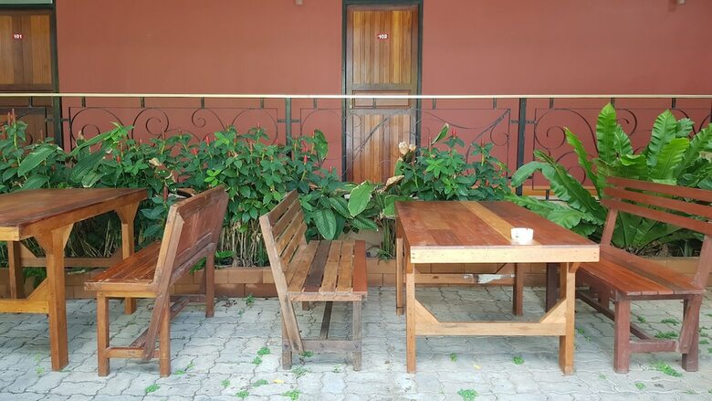 Hotel Pakdee House
