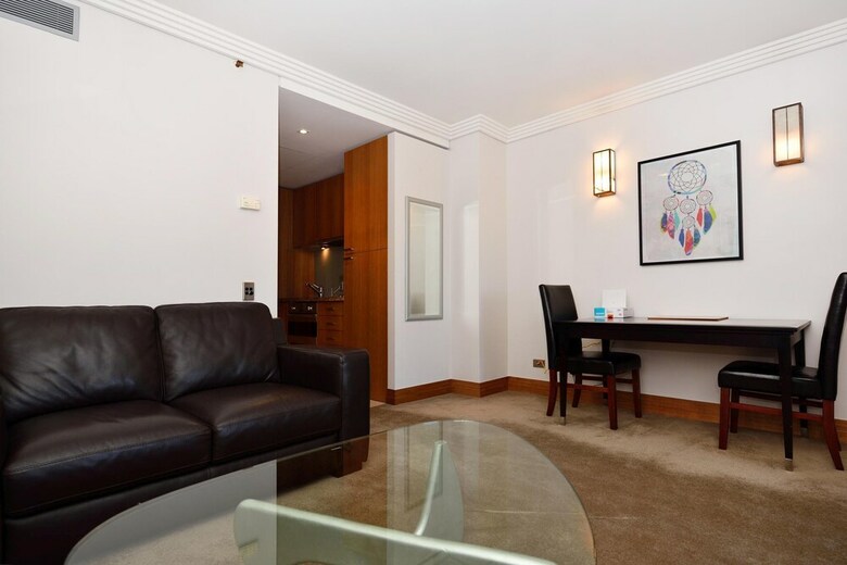 Elegant Apartment With City View