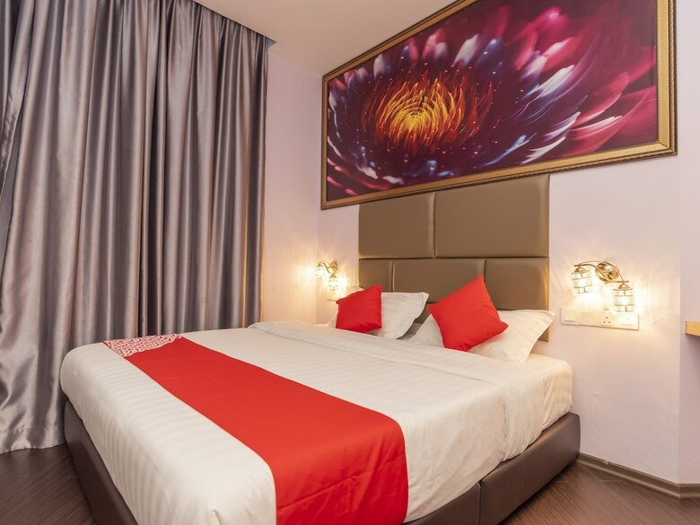 Oyo 89423 Zenz Hotel