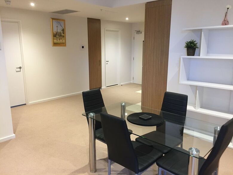 Tasha's Apartments On Morphett