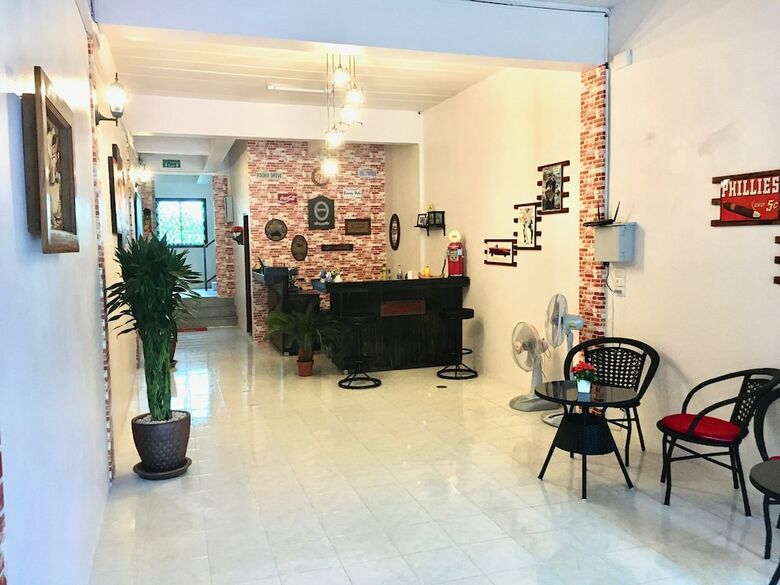 Hotel Breezy House Jomtien