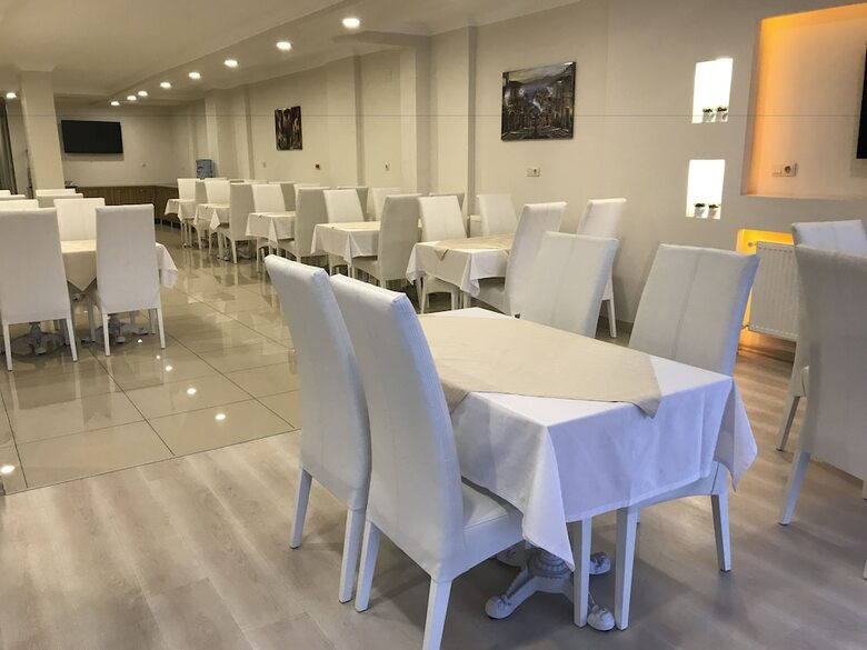 Hotel Akyuz Rooming House