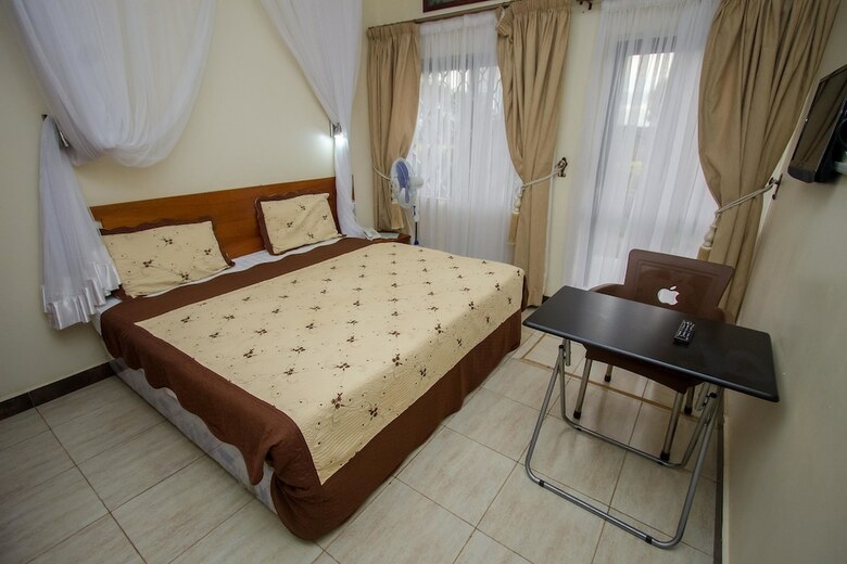 Kanfi Hotel